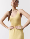 Женское вязаное платье Sunny Knit 429 желтого цвета