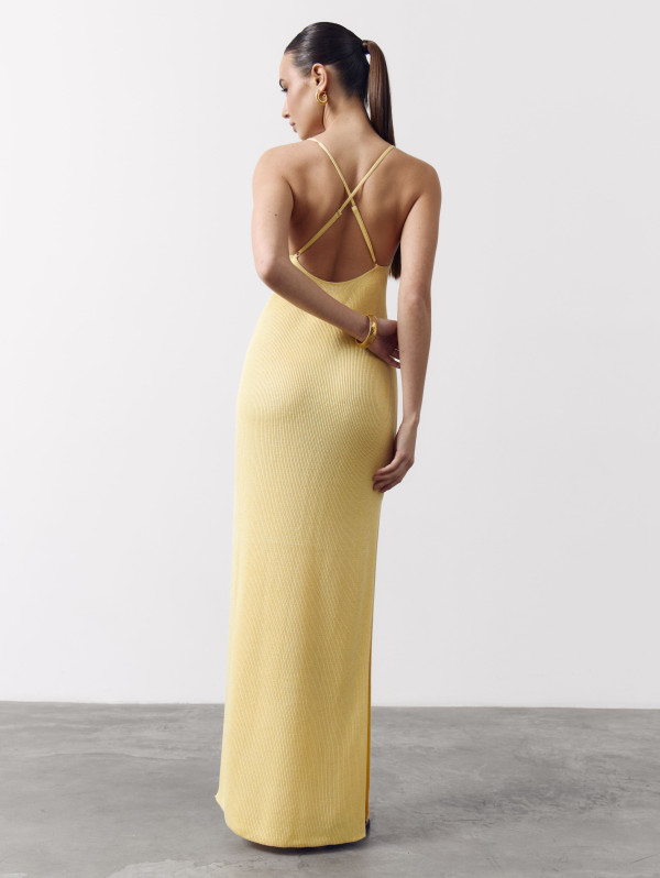 Женское вязаное платье Sunny Knit 429 желтого цвета