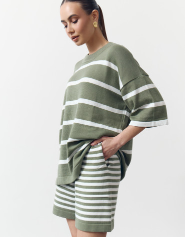 Женский костюм с шортами в полоску Soft Stripe Knit Set 430 в оливковом цвете.