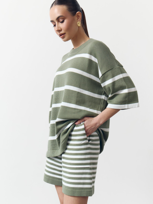 Женский костюм с шортами в полоску Soft Stripe Knit Set 430 в оливковом цвете.