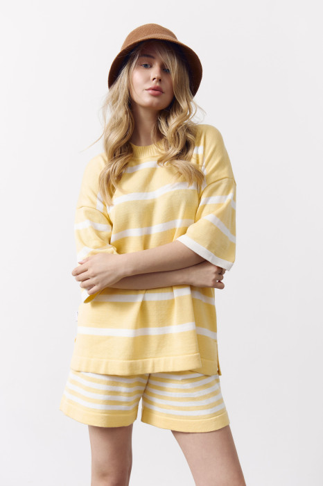 Жіночий жовтий костюм з шортами в смужку Soft Stripe Knit Set 430