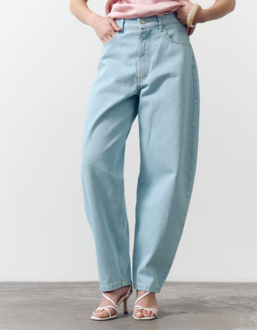 Жіночі джинси блакитного кольору Denim Ease Jeans 425