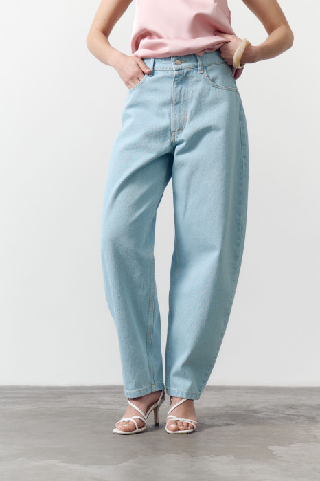 Жіночі джинси блакитного кольору Denim Ease Jeans 425