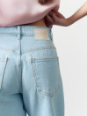Жіночі джинси блакитного кольору Denim Ease Jeans 425