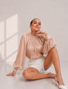 Блуза 399 Soft Glow из тенсела в карамельном цвете