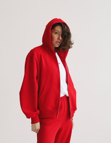 Красный костюм из трикотажа с худи и широкими штанами