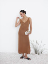 Летнее бежевое платье Sunlight Knit из вязаной ткани