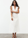 Белое льняное платье меди с вырезом Linen Muse Dress 434 Белое льняное платье меди с вырезом Linen Muse Dress 434