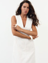 Белое льняное платье меди с вырезом Linen Muse Dress 434 Белое льняное платье меди с вырезом Linen Muse Dress 434