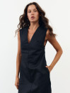 Черное льняное платье миди с вырезом Linen Muse Dress 434 Черное льняное платье миди с вырезом Linen Muse Dress 434