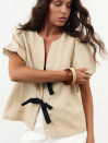 Женская льняная блуза в бежевом цвете Linen Bow Blouse 435