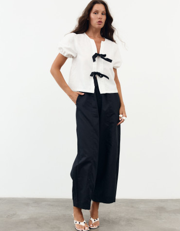 Женская льняная блуза с завязками Linen Bow Blouse 435 в белом