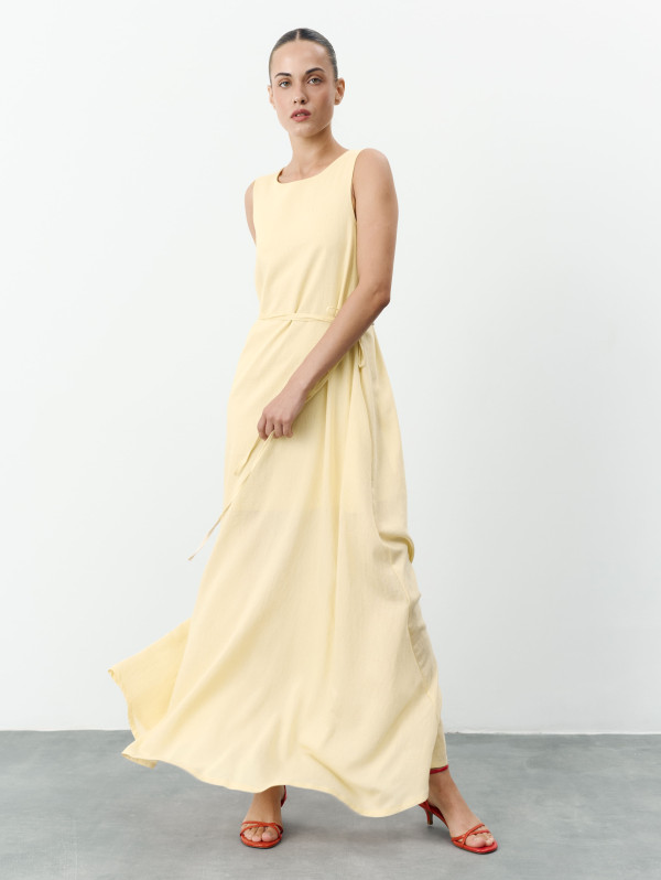 Желтое льняное платье макси свободного кроя Linen Flow Dress 450 Желтое льняное платье макси свободного кроя Linen Flow Dress 450