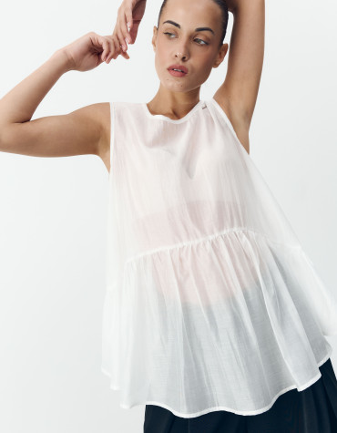 Белый женский топ с баской из тенсела Tencel Air Top 433