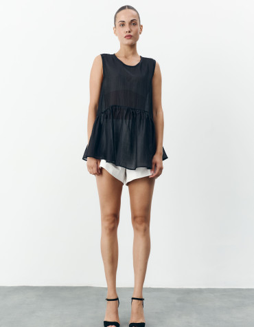 Женский черный топ с баской из тенсела Tencel Air Top 433