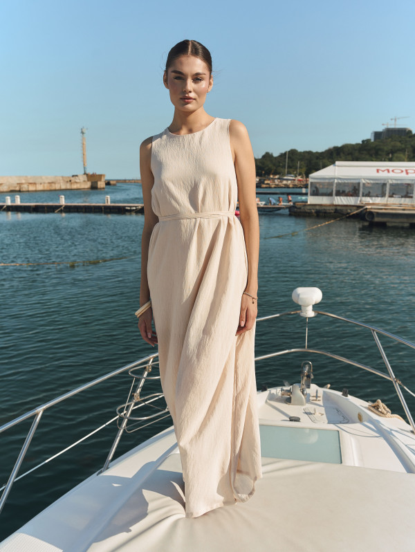 Бежевое льняное платье меди с поясом Linen Grace Dress 450