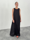 Черное льняное платье макси свободного кроя Linen Flow Dress 450