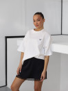 Жіноча футболка "oversize" з котону в білому кольорі