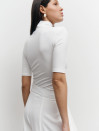 Біла стрейчева футболка з плечиками 407 Sculpt Shoulder