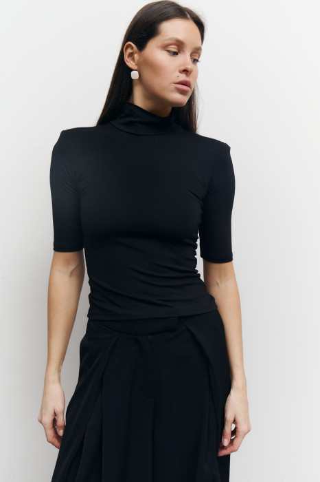 Чорна стрейчева футболка з плечиками 407 Sculpt Shoulder