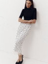 Біла спідниця в горох з атлас-сатину декорована гіпюром Skirt Grace 412 