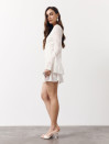 Белое гипюровое платье с открытой спиной Midnight Muse Dress 440