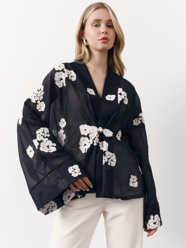 Жіноча блуза стилі кімоно з тенселу Hanami Air Shirt 423 в чорному кольорі