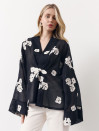 Жіноча блуза стилі кімоно з тенселу Hanami Air Shirt 423 в чорному кольорі