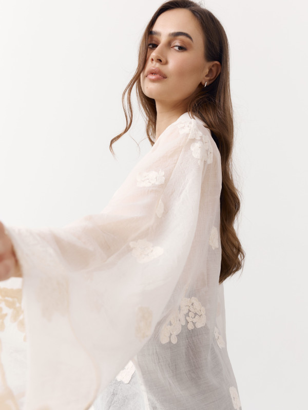 Жіноча блуза стилі кімоно з тенселу Hanami Air Shirt 423 в молочному кольорі кольорі