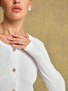 Белое трикотажное платье на пуговицах "Cozy Muse Dress"
