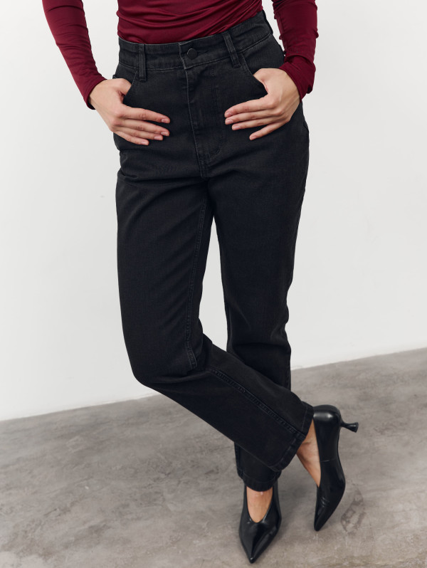 Женские джинсы прямого кроя 479 "Signature Straight Jeans - Black"