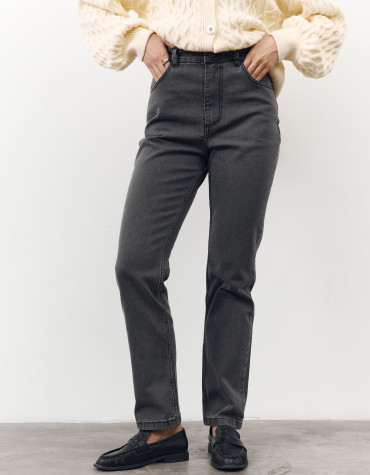 Женские джинсы прямого кроя 479 "Signature Straight Jeans — Grey"