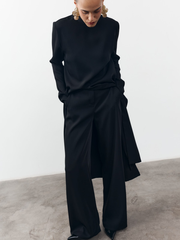 Черный женский костюм с брюками и туникой Noir Line Suit 464 Черный женский костюм с брюками и туникой Noir Line Suit 464